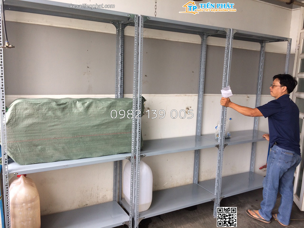 Kệ sắt v lỗ 3 mâm cao 2m x dài 1m x rộng 0.4m - Ảnh 4